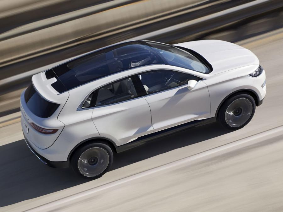  Lincoln MKC Concept 2013 года  (фото 29 из 39)